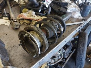 bontott BMW X1 Bal első Gólyaláb (Lengécsillapító, Rugó)