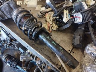 bontott BMW X1 Bal első Gólyaláb (Lengécsillapító, Rugó)