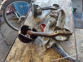 bontott BMW X1 Dugattyú és Hajtókar