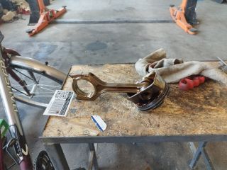 bontott BMW X1 Dugattyú és Hajtókar