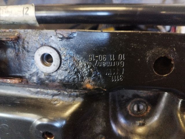 bontott BMW X1 Első Bölcső