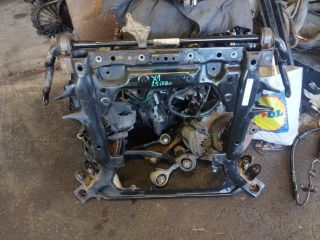 bontott BMW X1 Első Bölcső