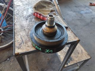 bontott BMW X1 Főtengely Szíjtárcsa