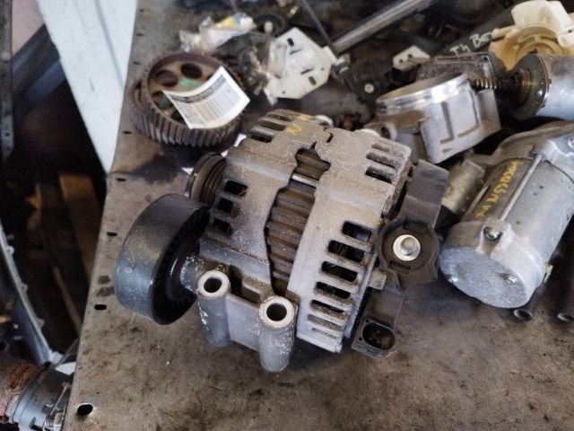 bontott BMW X1 Generátor