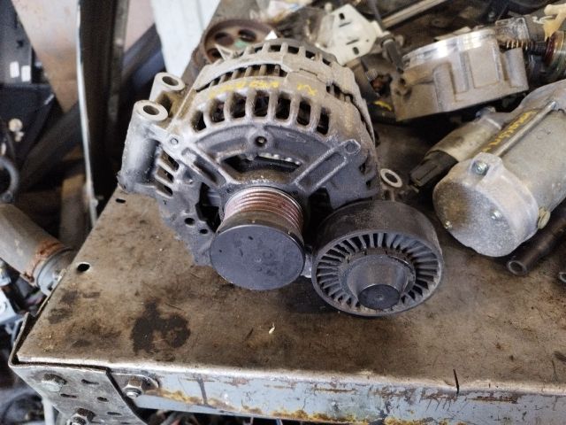 bontott BMW X1 Generátor