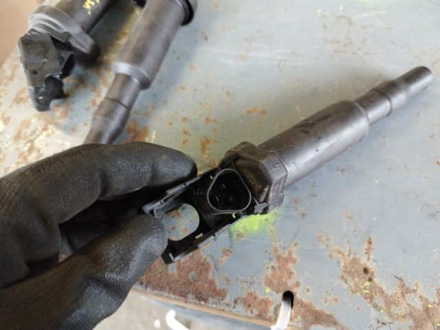 bontott BMW X1 Gyújtótrafó