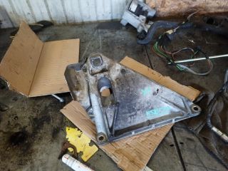 bontott BMW X1 Motor Tartó Bak Jobb