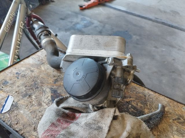 bontott BMW X1 Olajszűrő Ház