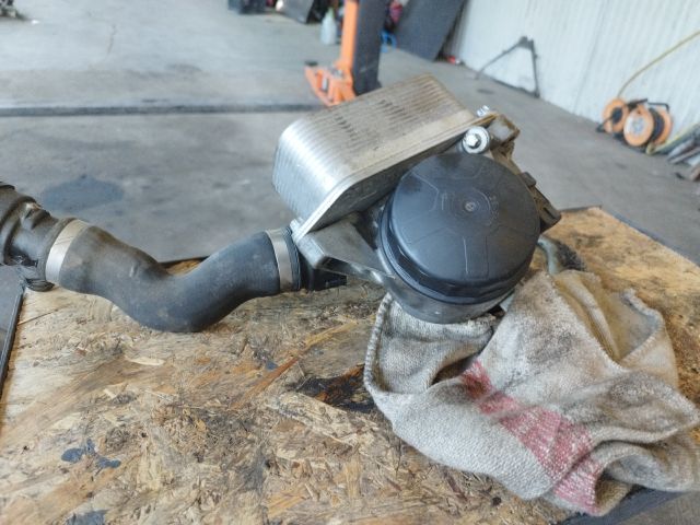 bontott BMW X1 Olajszűrő Ház