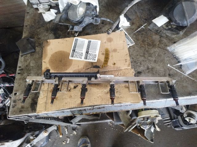 bontott BMW X1 Porlasztó Sor / Híd