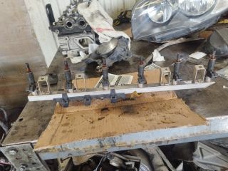 bontott BMW X1 Porlasztó Sor / Híd