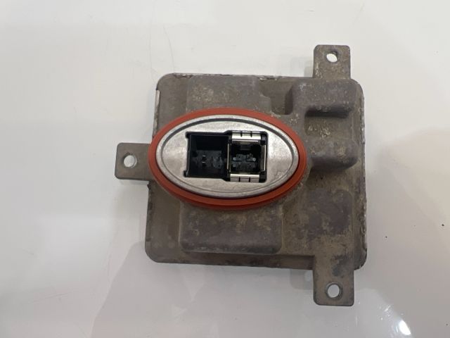 bontott BMW X1 Xenon Trafó