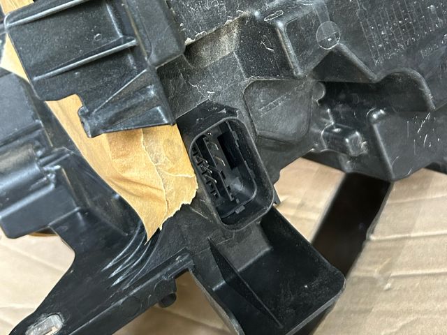 bontott BMW X2 Bal Ledes Fényszóró