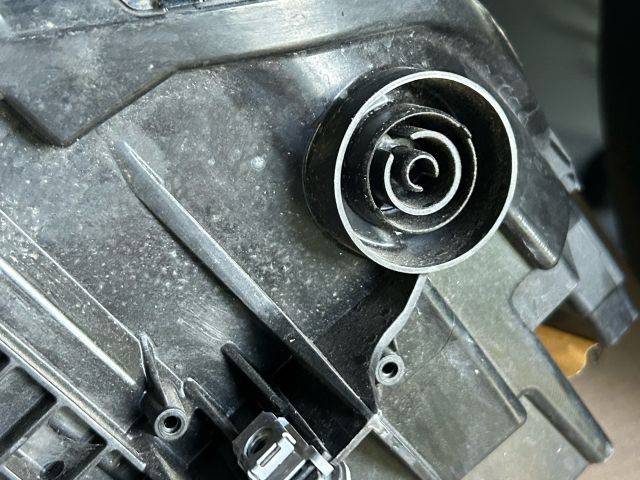 bontott BMW X2 Bal Ledes Fényszóró