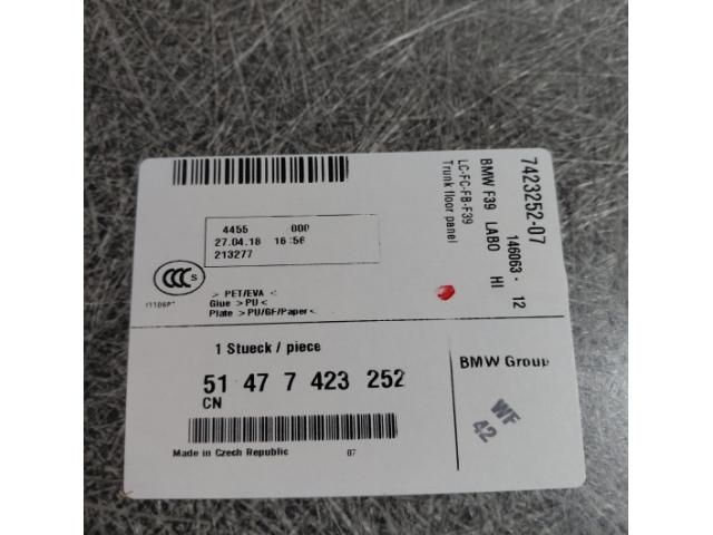 bontott BMW X2 Csomagtér Kárpit