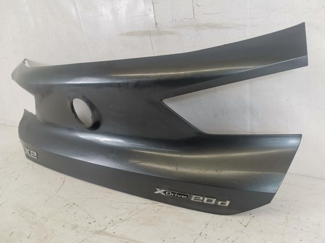 bontott BMW X2 Csomagtérajtó Díszléc