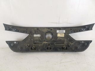 bontott BMW X2 Csomagtérajtó Díszléc