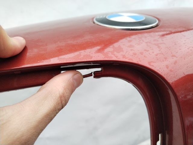 bontott BMW X2 Első Lökhárító (Üresen)