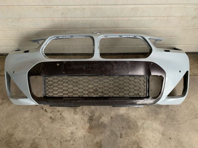 bontott BMW X2 Első Lökhárító (Üresen)