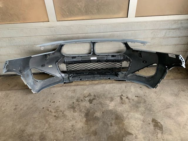 bontott BMW X2 Első Lökhárító (Üresen)