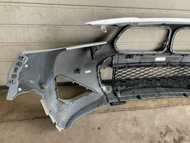 bontott BMW X2 Első Lökhárító (Üresen)