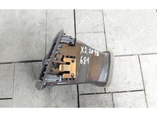 bontott BMW X2 Hátsó középső Szellőző