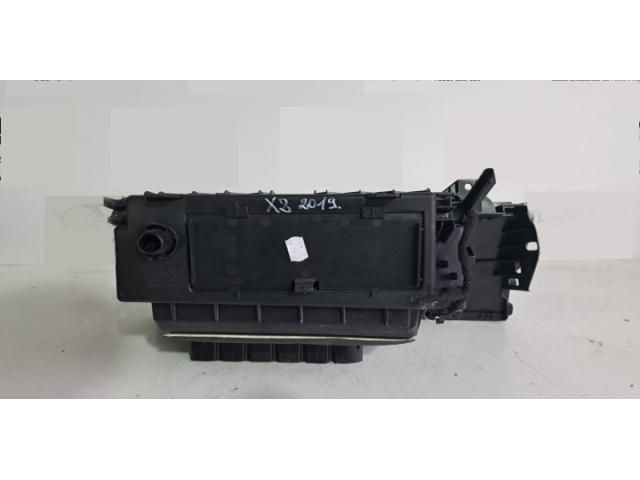 bontott BMW X2 Kesztyűtartó