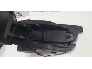 bontott BMW X2 Könyöklő