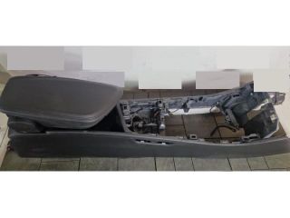 bontott BMW X2 Könyöklő