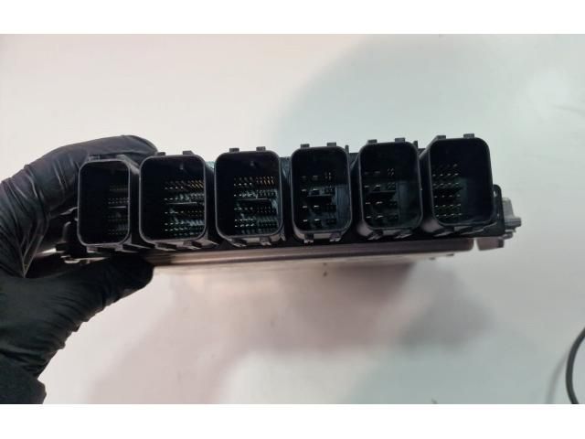 bontott BMW X2 Motorvezérlő