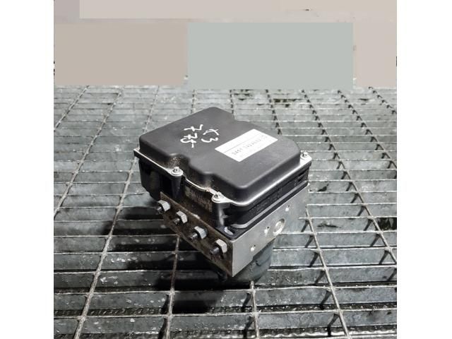 bontott BMW X3 ABS Kocka