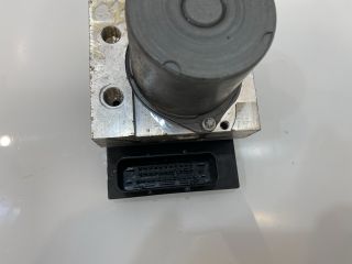 bontott BMW X3 ABS Kocka