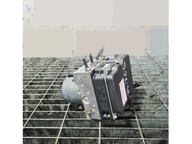 bontott BMW X3 ABS Kocka