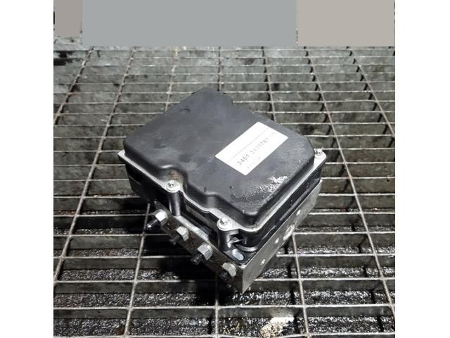 bontott BMW X3 ABS Kocka