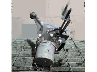 bontott BMW X3 ABS Kocka