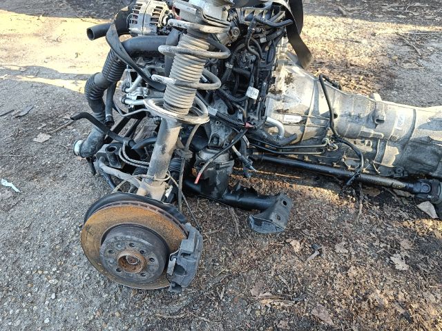 bontott BMW X3 Bal első Féknyereg Munkahengerrel