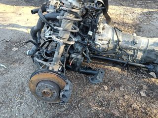 bontott BMW X3 Bal első Féknyereg Munkahengerrel