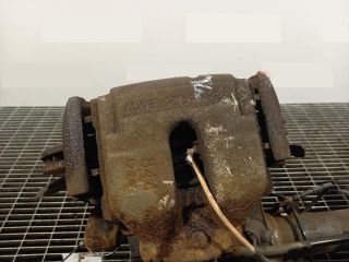 bontott BMW X3 Bal első Féknyereg Munkahengerrel