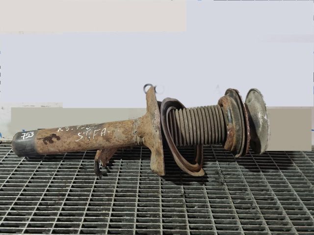 bontott BMW X3 Bal első Lengéscsillapító