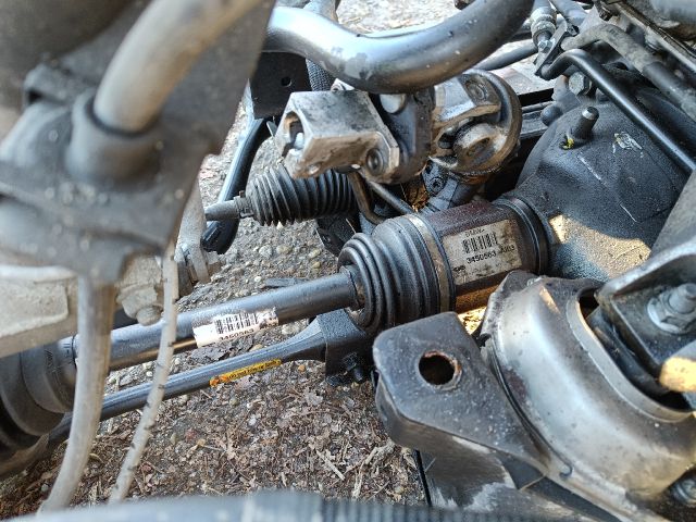 bontott BMW X3 Bal Féltengely