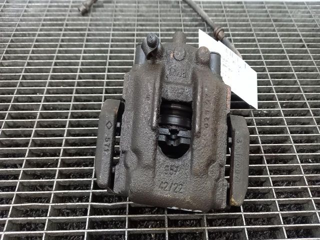 bontott BMW X3 Bal hátsó Féknyereg Munkahengerrel