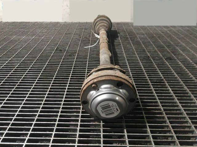 bontott BMW X3 Bal hátsó Féltengely