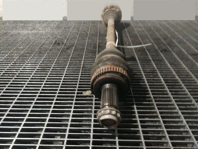 bontott BMW X3 Bal hátsó Féltengely