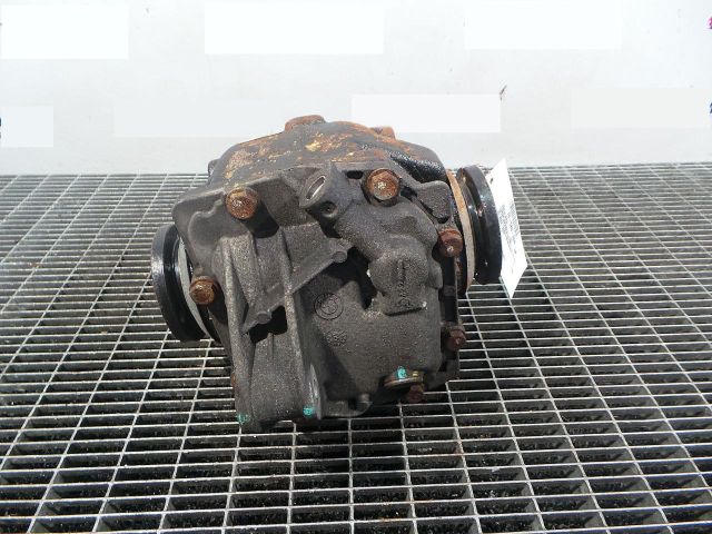 bontott BMW X3 Differenciálmű Tartó Bak