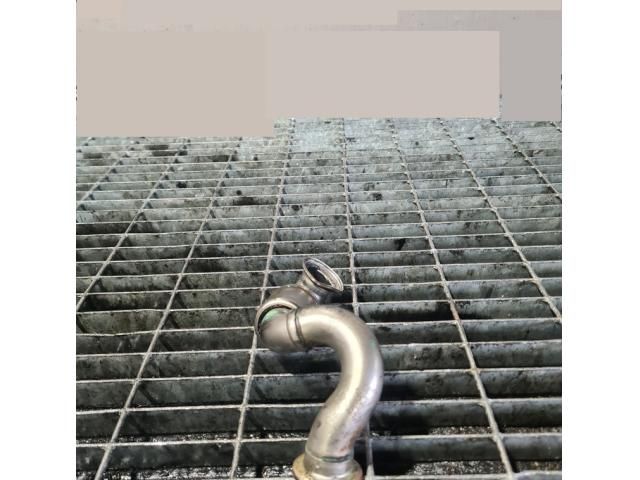 bontott BMW X3 EGR Hűtő Cső