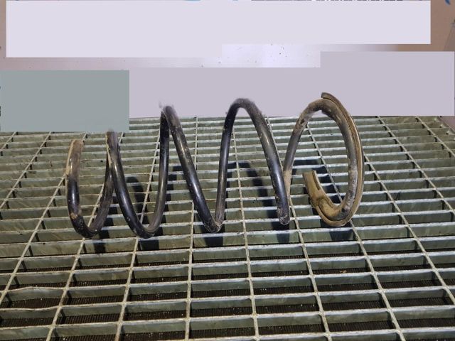 bontott BMW X3 Első Rugó