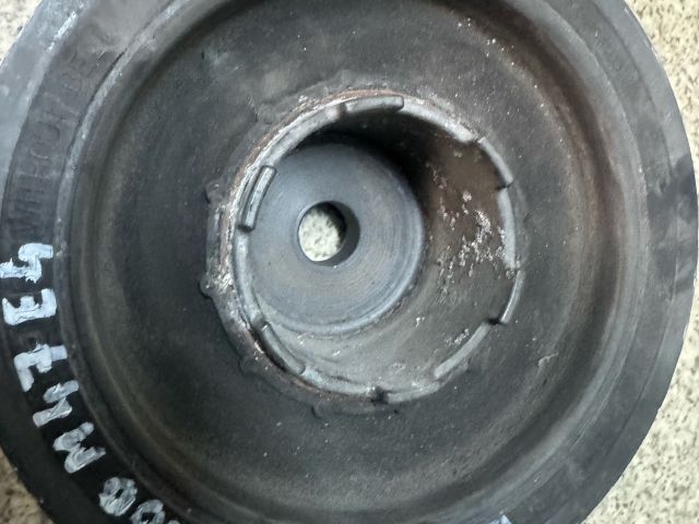 bontott BMW X3 Főtengely Szíjtárcsa