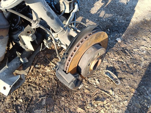 bontott BMW X3 Jobb első Csonkállvány Kerékaggyal