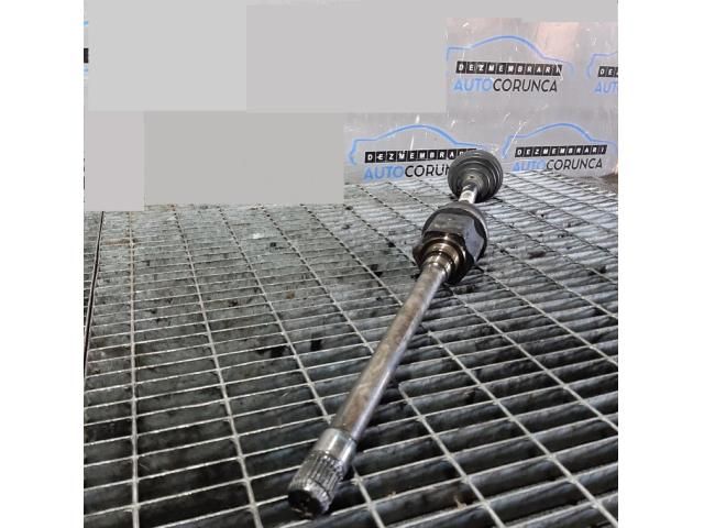 bontott BMW X3 Jobb Féltengely