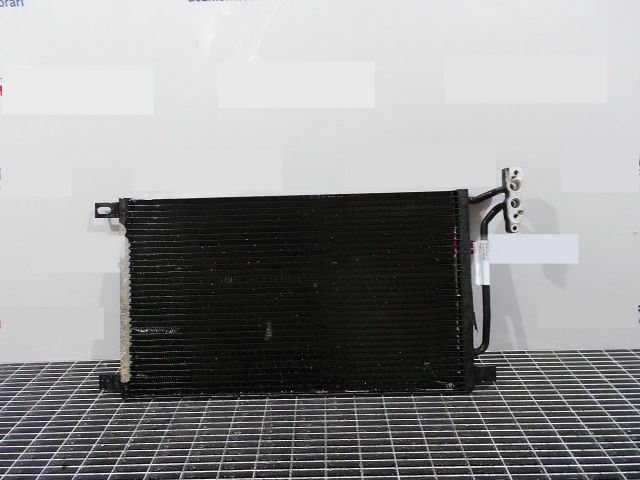 bontott BMW X3 Klímahűtő Radiátor